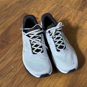 On Running Women's Light Gray and Black Athletic Shoes